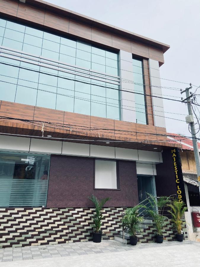 Majestic lodge Thiruvananthapuram Zewnętrze zdjęcie