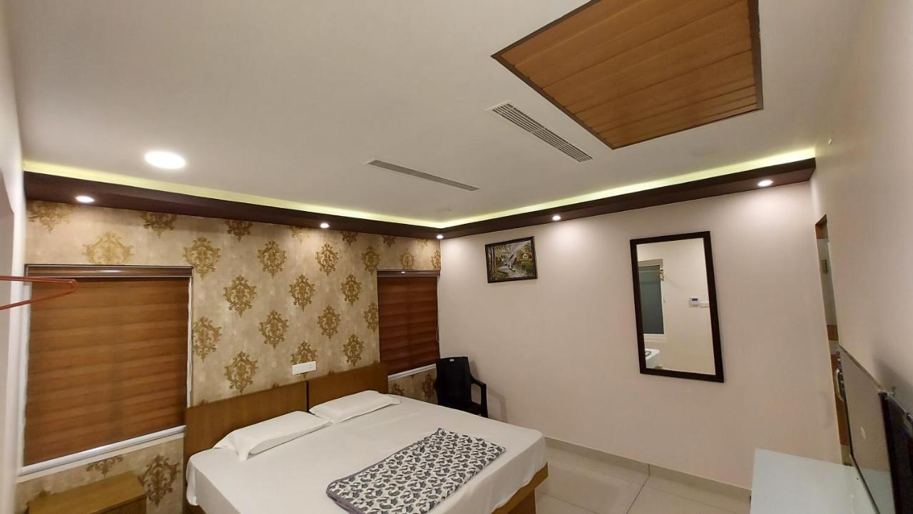 Majestic lodge Thiruvananthapuram Zewnętrze zdjęcie