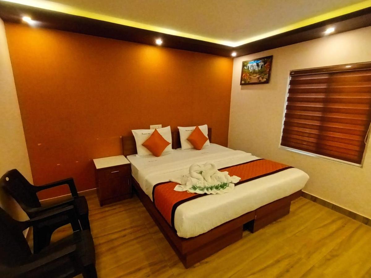 Majestic lodge Thiruvananthapuram Zewnętrze zdjęcie