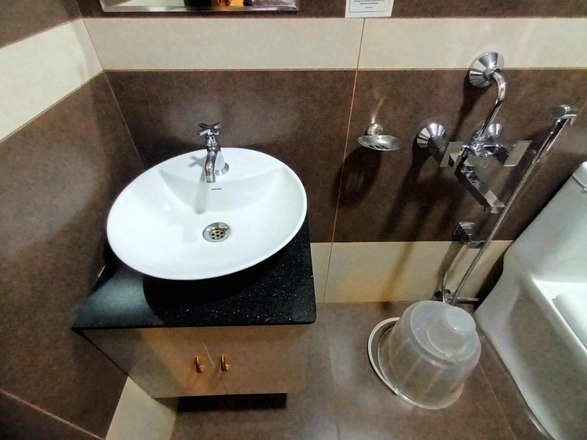 Majestic lodge Thiruvananthapuram Zewnętrze zdjęcie